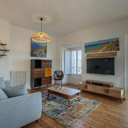 Imperial Apartment In The Center Of Biarritz Close To The Beach Exterior photo