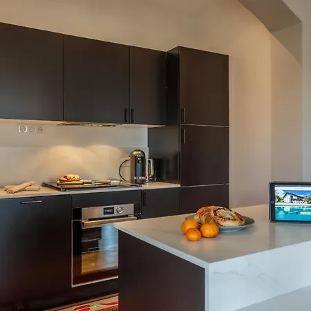 Imperial Apartment In The Center Of Biarritz Close To The Beach Exterior photo